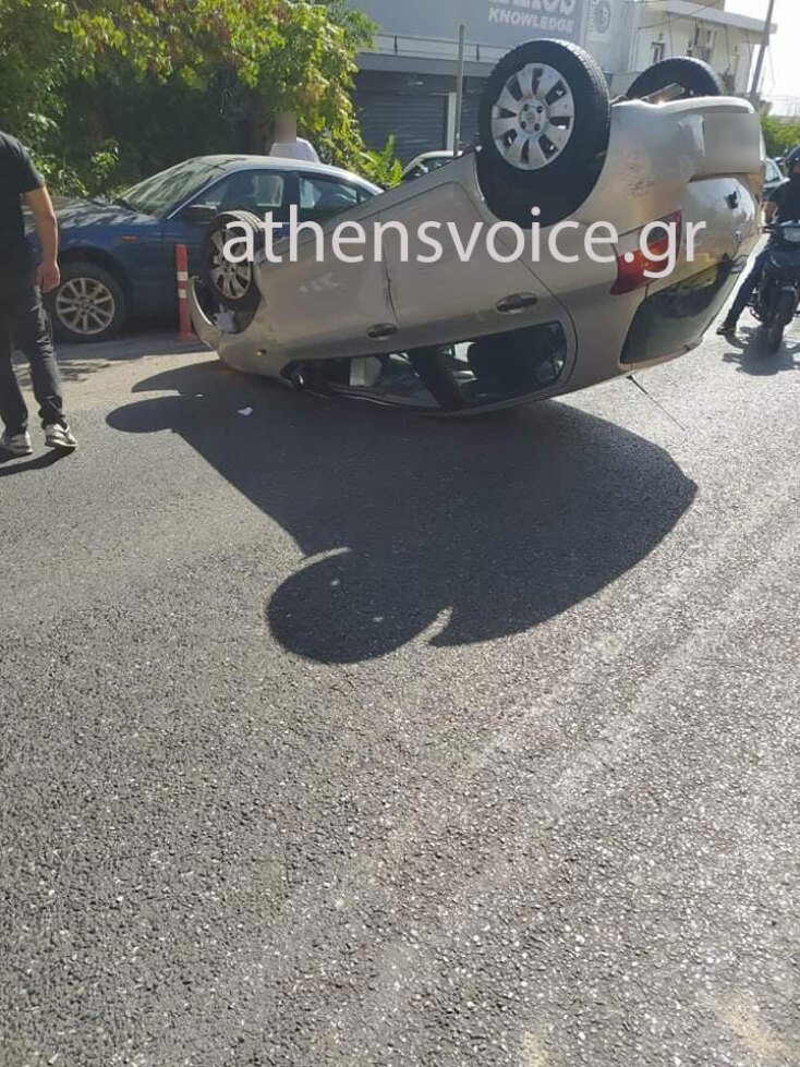 Το αυτοκίνητο που «τούμπαρε» στο Πολύγωνο επί της Βριλησσού 67