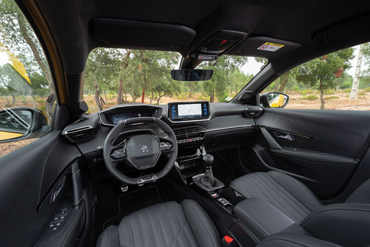 Αυτοκίνητo Peugeot 208