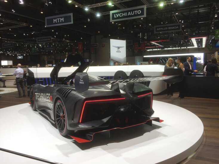 Techrules Ren RS: Κινεζικό ηλεκτρικό supercar, με μπαταρία Lithium-Ion, 2 κινητήρες εμπρός και 4 πίσω, απόδοσης  960kW (1.305 PS). 0-100 σε 3’’