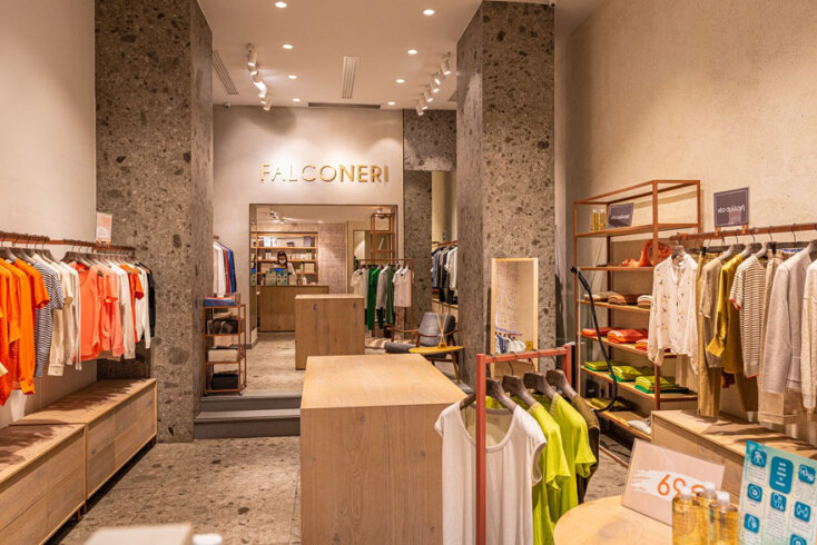 Κατάστημα Falconeri ©Θανάσης Καρατζάς