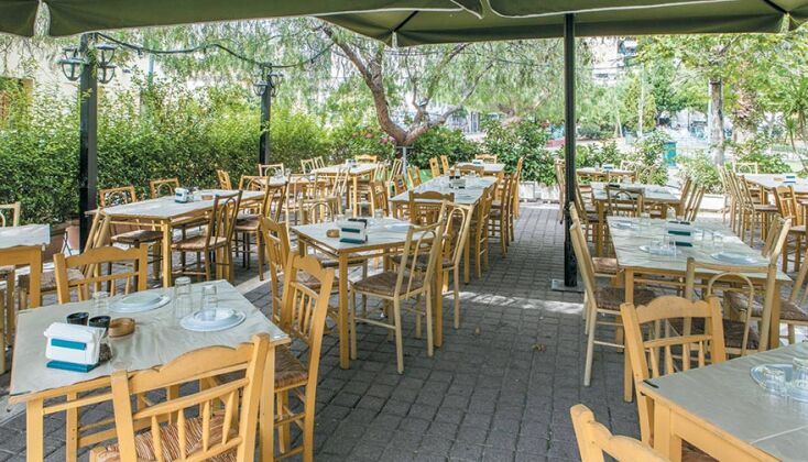 Το Αυγό του Κόκκορα