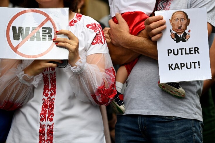 Αυστραλοί πολίτες παρομοιάζουν τον Βλαντιμίρ Πούτιν με τον Χίτλερ