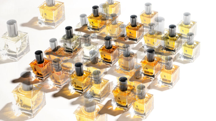 Μικρά μπουκαλάκια αρωμάτων