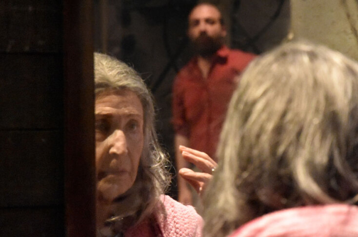 «Η Βασίλισσα της ομορφιάς», Μάρτιν ΜακΝτόνα, Επί Κολωνώ, Ομάδα Νάμα, Ελένη Σκότη