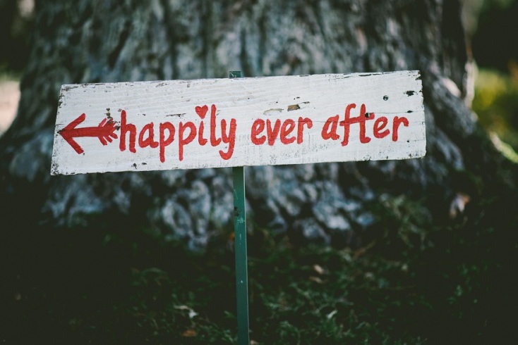 Πινακίδα "Happily ever after"