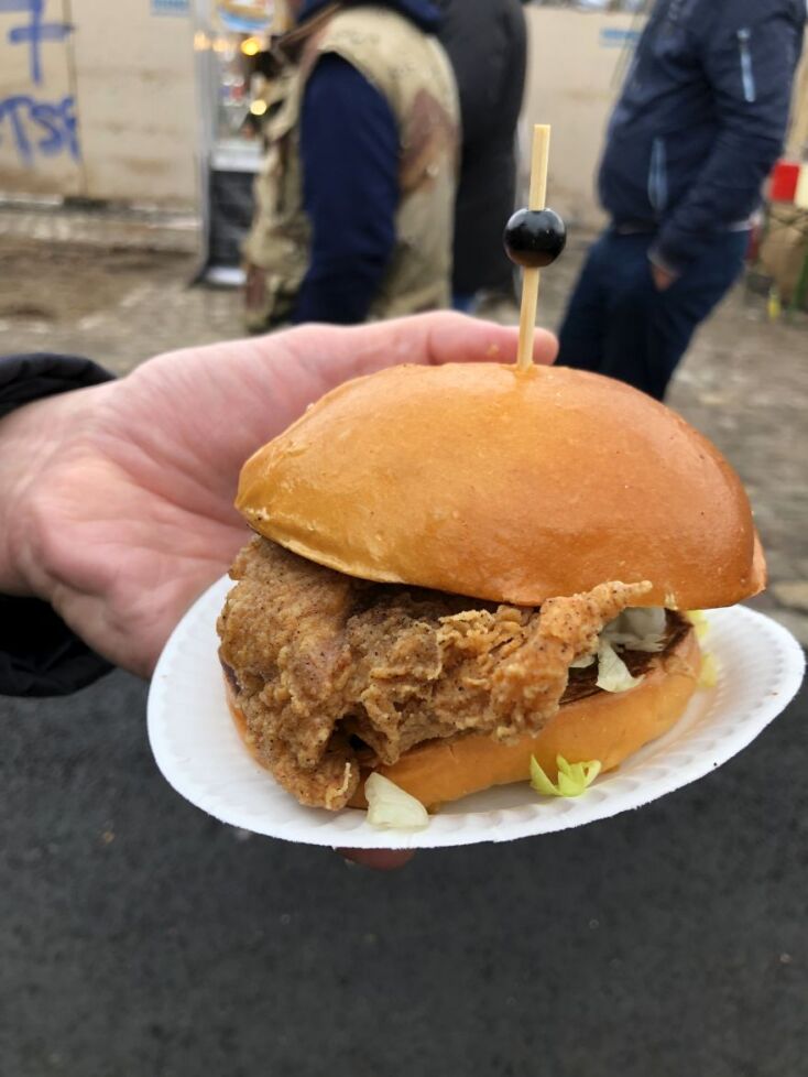 Ο Βασίλης Καλλίδης περιγράφει τα αγαπημένα του πιάτα από όλο τον κόσμο