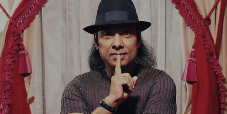 bikram-yogi-guru-predator