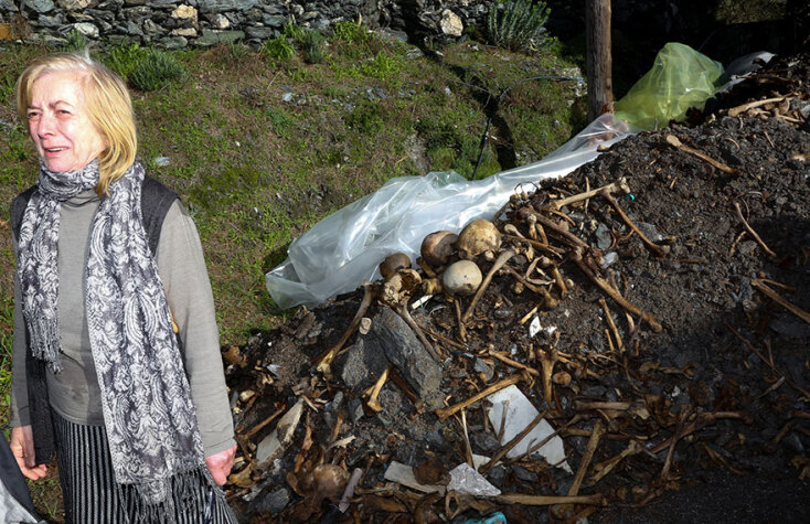 Λέσβος: Πέταξαν ανθρώπινα κρανία έξω από το κοιμητήριο