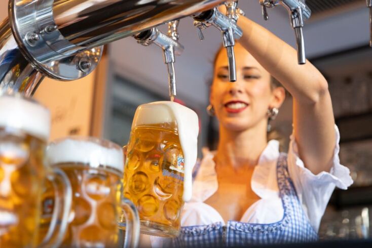 Η μπιραρία Brauhaus 3k στη Νέα Φιλαδέλφεια γιορτάζει το Oktoberfest