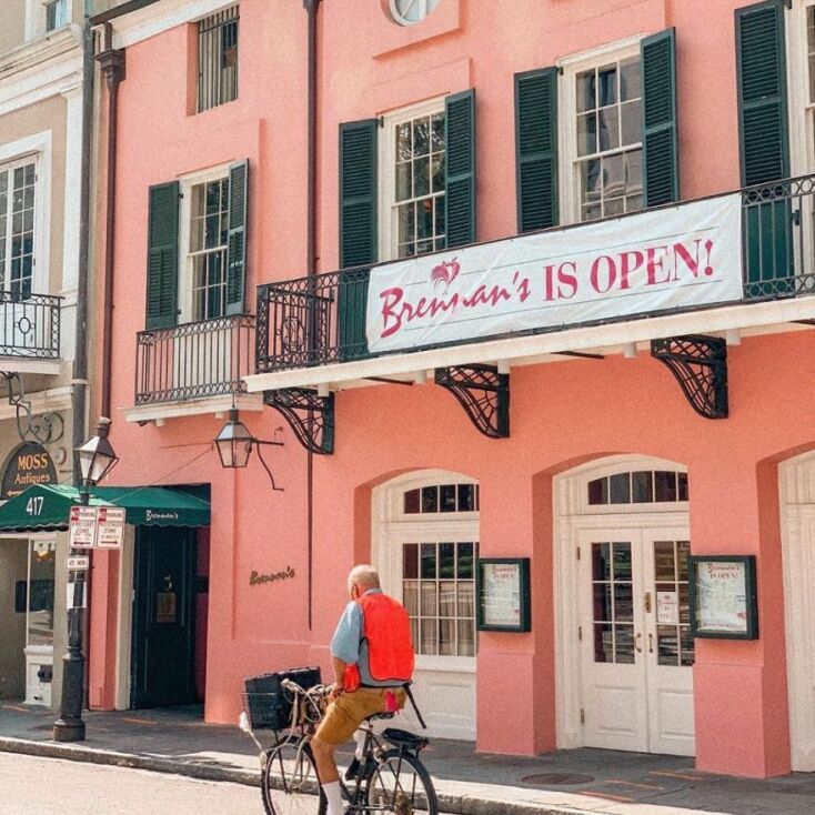 Το Brennan’s, ένα εστιατόριο-θεσμός της Νέας Ορλεάνης που λειτουργεί από το 1946