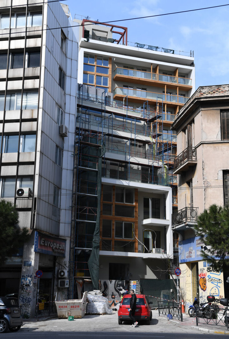 Το κτίριο που «κρύβει» την Ακρόπολη