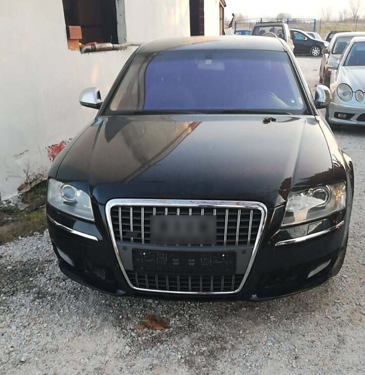 Θεσσαλονίκη: Κύκλωμα διακινούσε μετανάστες με πολυτελή αυτοκίνητα