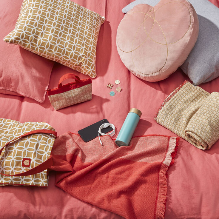 Προϊόντα από τη νέα σειρά που έχει σχεδιάσει για τα ΙΚΕΑ