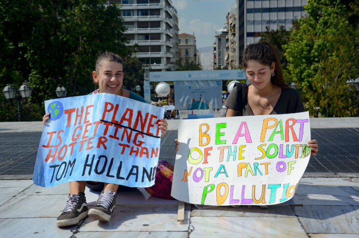 Μαθητική πορεία για το κλίμα στο κέντρο της Αθήνας