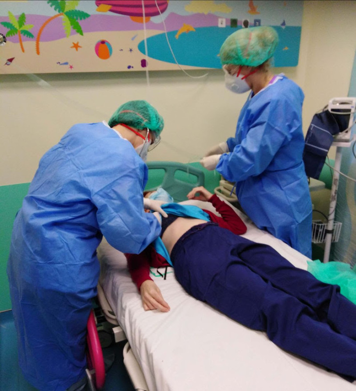 Κοροναϊός: Άσκηση προσομοίωσης για ύποπτο κρούσμα σε 14χρονη