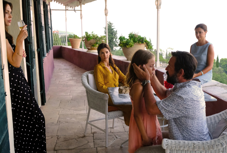 Εικόνα από τη σειρά σε παραγωγή της COSMOTE TV, «42°C»