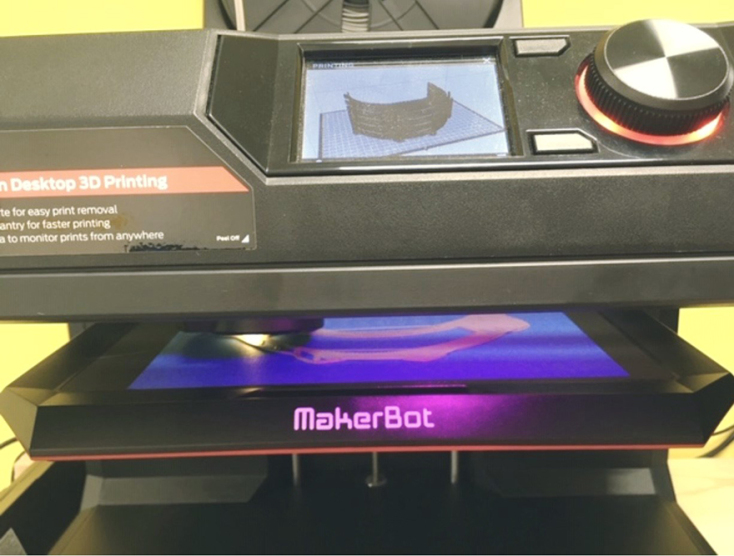 «Να μην υπηρετείσαι, να υπηρετείς»