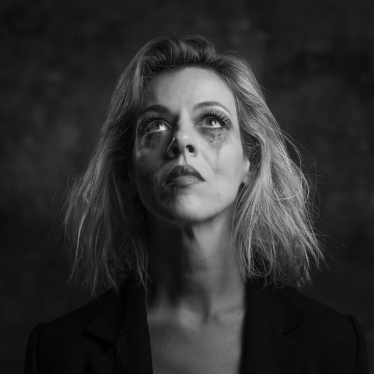 agapise me, Bios main