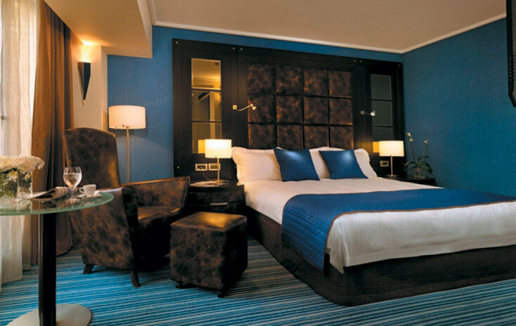 crowne-club-room-86.jpg