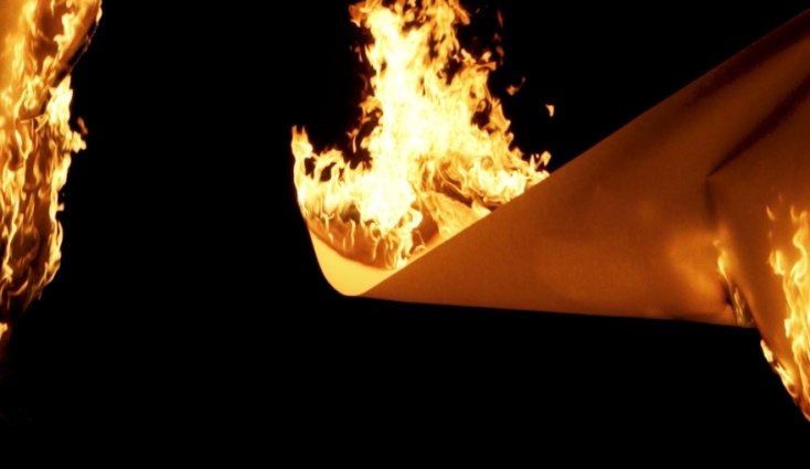 Δανάη Στράτου, "Burning Issues - Merimbula"