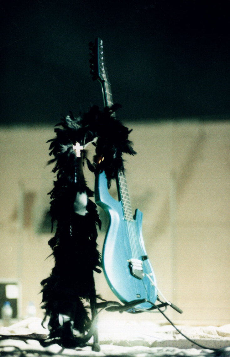 Στιγμιότυπο από τη συναυλία του David Bowie στην Αθήνα, τον Ιούλιο του 1996