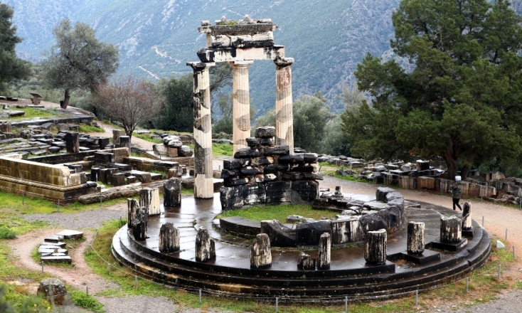 Δελφοί, ναός Αθηνάς Προναίας