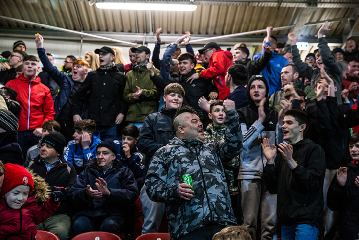 Ο φωτογράφος Ίστβαν Φεκέτε, γυρίζει τα γήπεδα όλου του πλανήτη.