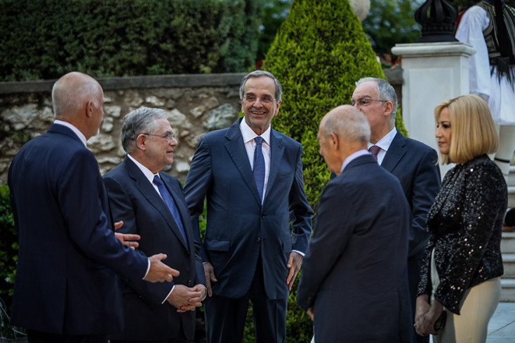 ΑΝΤΩΝΗΣ ΣΑΜΑΡΑΣ - ΚΩΝΣΤΑΝΤΙΝΟΣ ΤΑΣΟΥΛΑΣ - ΚΩΣΤΑΣ ΣΗΜΙΤΗΣ - ΓΙΩΡΓΟΣ  ΠΑΠΑΝΔΡΕΟΥ - ΛΟΥΚΑΣ  ΠΑΠΑΔΗΜΟΣ - ΦΩΦΗ ΓΕΝΝΗΜΑΤΑ 