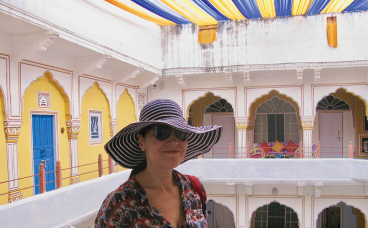 Έλενα Πέγκα, Αθήνα-Δελχί