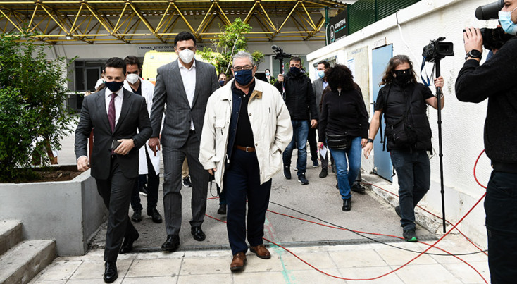  ΕΜΒΟΛΙΑΣΜΟΣ ΚΑΤΑ ΤΟΥ ΚΟΡΟΝΟΪΟΥ ΤΟΥ Γ.Γ. ΤΟΥ ΚΚΕ ΔΗΜ. ΚΟΥΤΣΟΥΜΠΑ