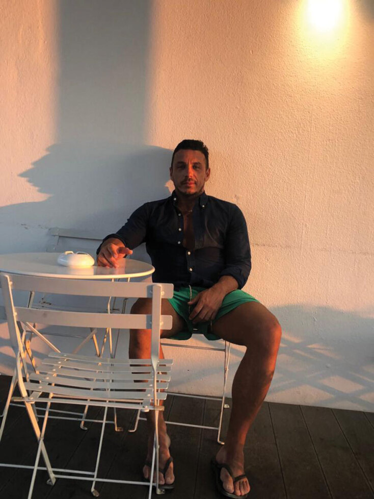 Ο co-founder/head designer of Mi-Ro designers, Δηµήτρης Μαστρόκαλος