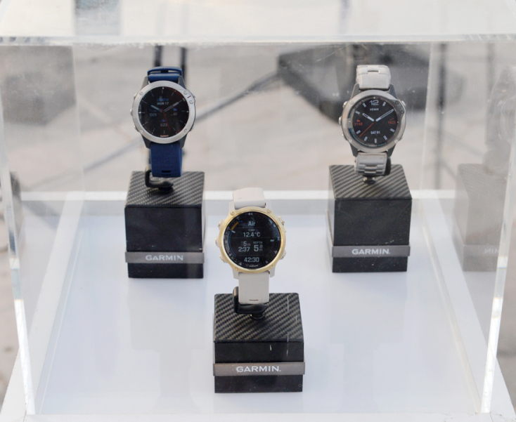 Garmin Marq Captain, Garmin Quatix