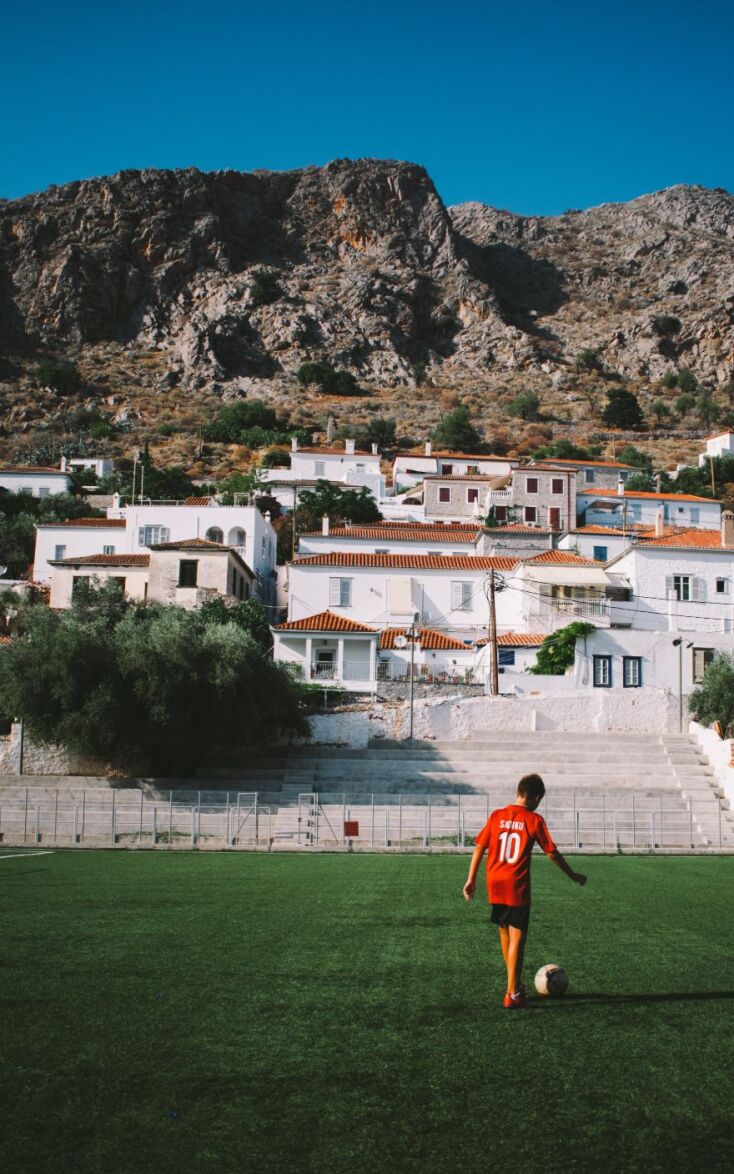 Γήπεδο ποδοσφαίρου στην Ύδρα