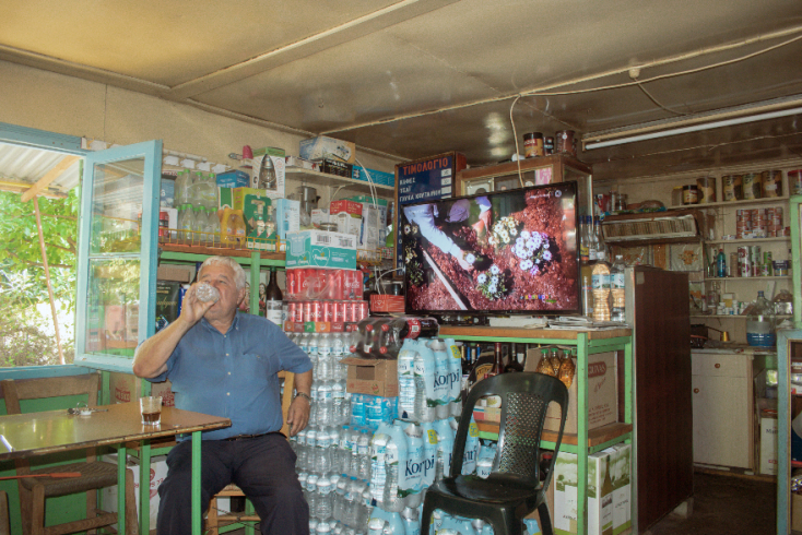 Θαμώνας του καφενείου στην Αιτωλοακαρνανία