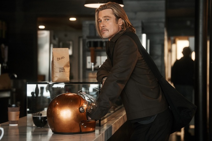 Ο Brad Pitt στη νέα διαφήμιση της De'Longhi για τις μηχανές Coffee Fully Automatic