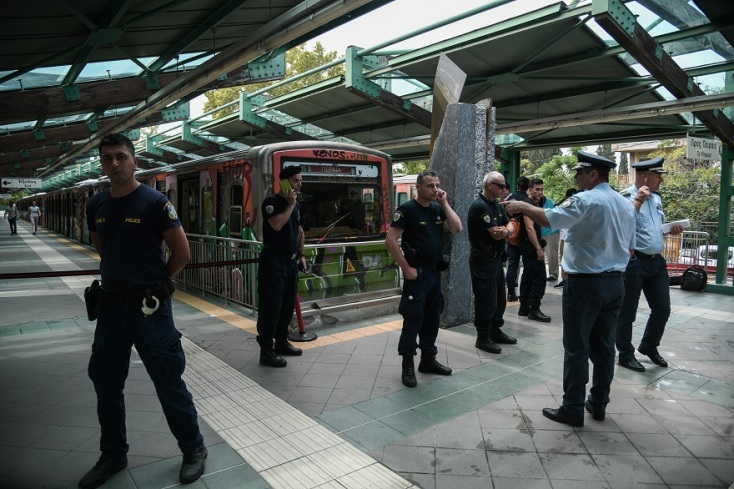 ΕΚΤΡΟΧΙΑΣΜΟΣ ΣΥΡΜΟΥ ΣΤΟΝ ΣΤΑΘΜΟ ΤΗΣ ΚΗΦΗΣΙΑΣ