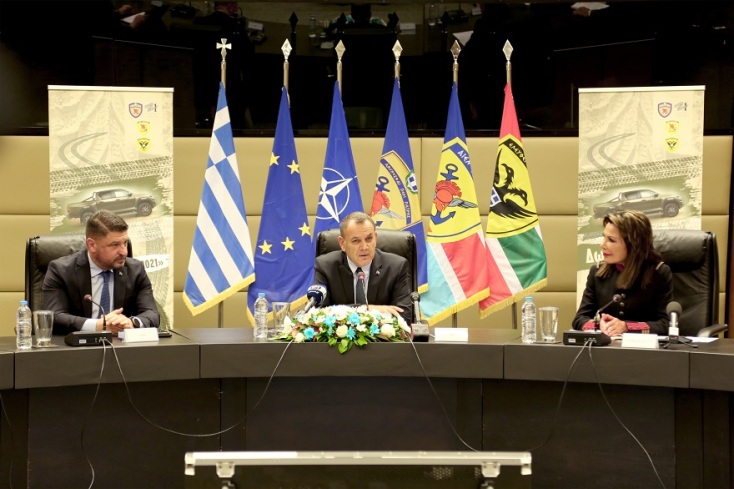 «Ελλάδα 2021»: Δωρεά 20 οχημάτων, αξίας 840.000 ευρώ στο ΓΕΝ