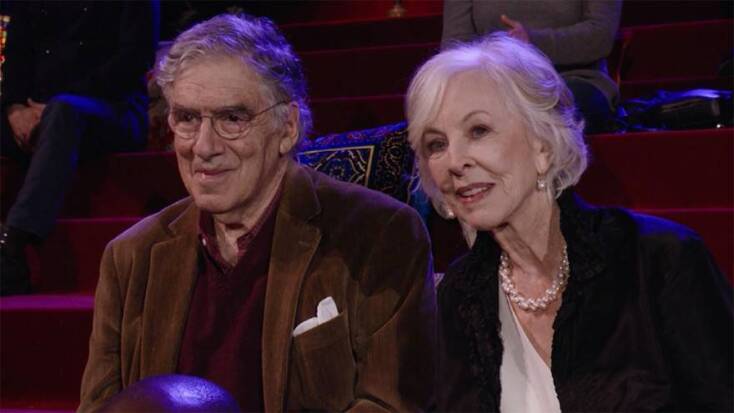 Ο Έλιοτ Γκουλντ και η Κριστίνα Πίκλς στο «Friends: The Reunion»