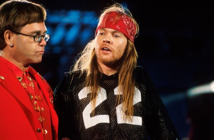 O Elton John και ο Axl Rose στην tribute συναυλία για τον Freddie Mercury στο γήπεδο Γουέμπλεϊ