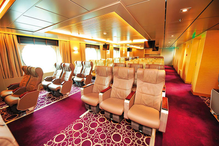 Το πολυτελές ΕΓ/ΟΓ «ΕΛΥΡΟΣ», της ΑΝΕΚ LINES, επιστρέφει στα Κρητικά λιμάνια και ταξιδεύει, με απευθείας δρομολόγια, στη γραμμή από και προς τα Χανιά.