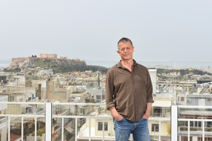 Ο Emmanuel Carrère.