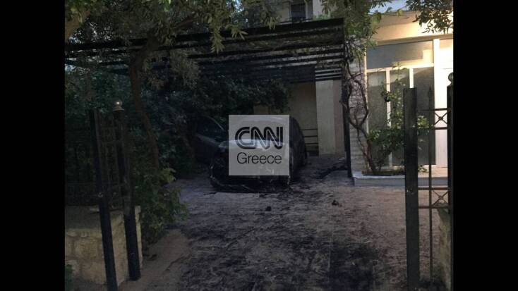 Το πυρπολημένο όχημα