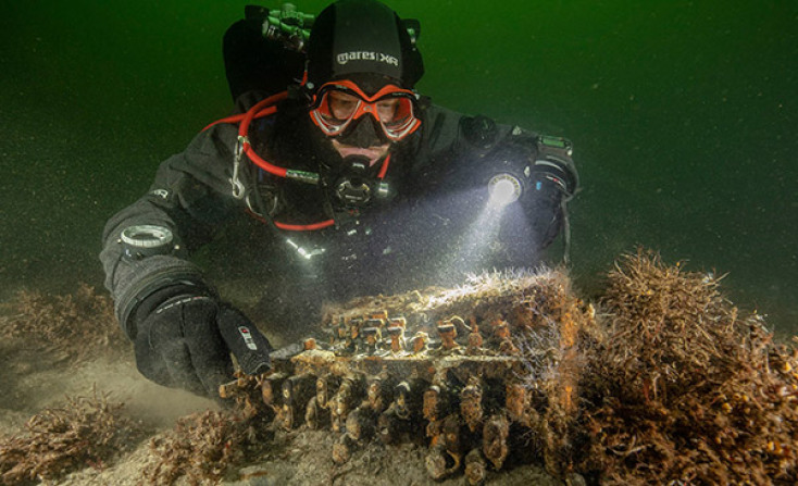 Δύτες εντόπισαν μια σπάνια μηχανή κρυπτογράφησης Enigma