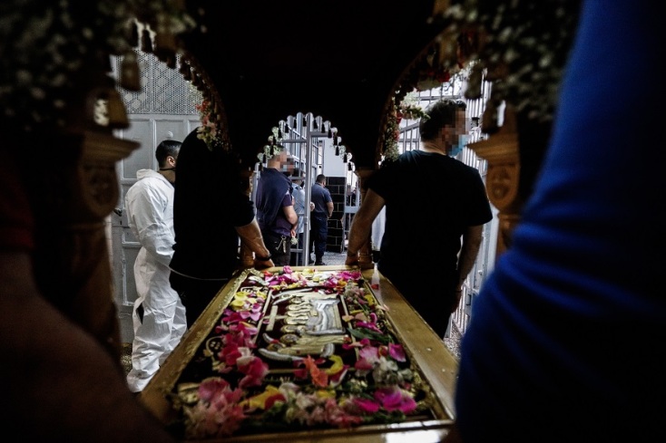 Επιτάφιος: Περιφορά στις φυλακές Κορυδαλλού