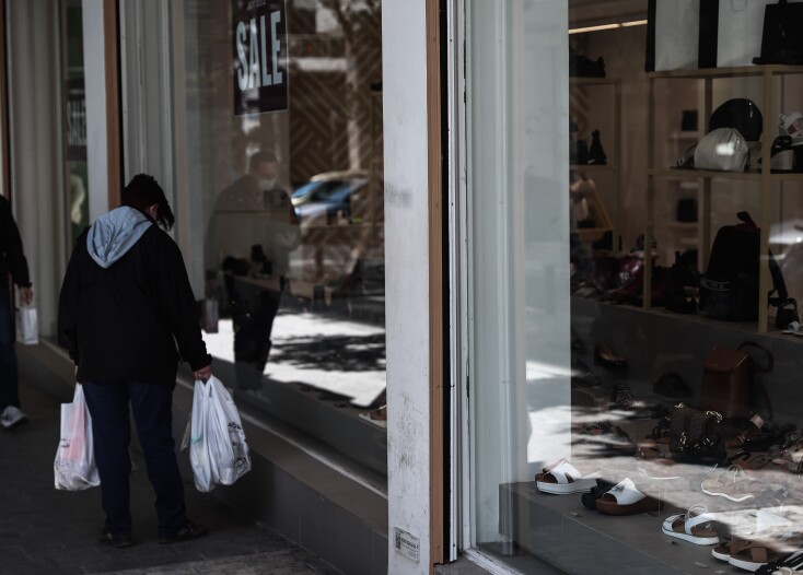 Στιγμιότυπο στην οδό Ερμού