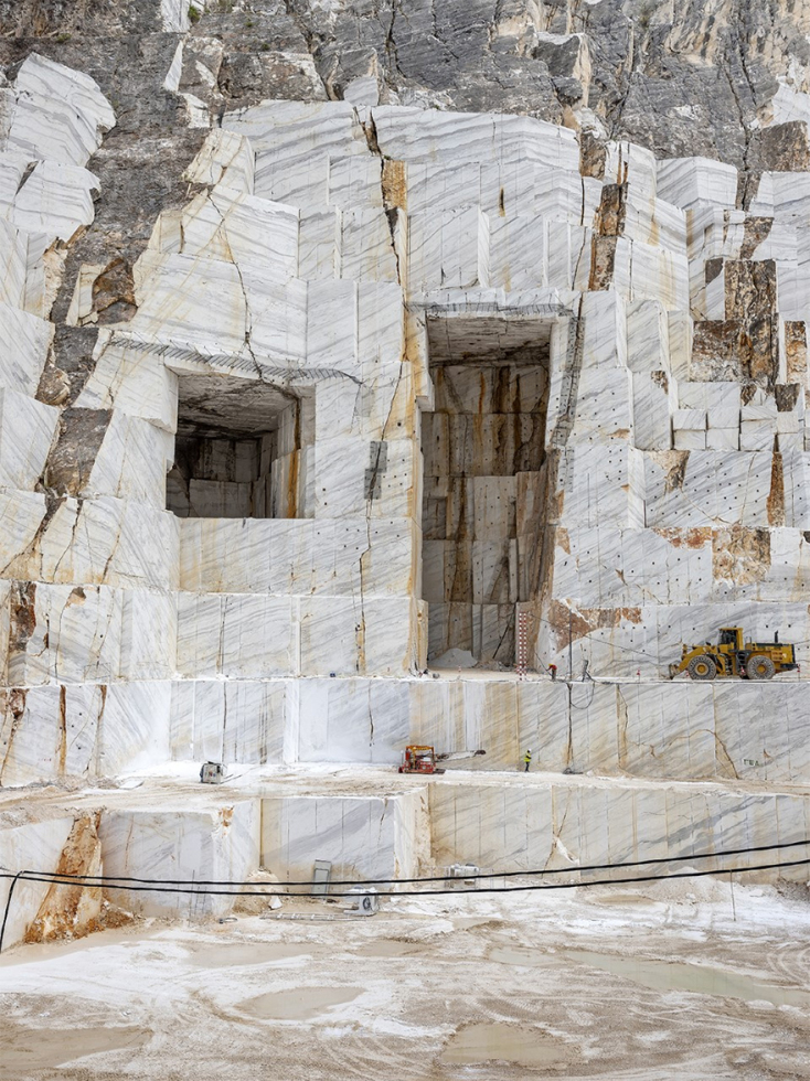 «Transformations»: Ατομική φωτογραφική έκθεση της Έφης Χαλιoρή στη CAN Christina Androulidaki gallery