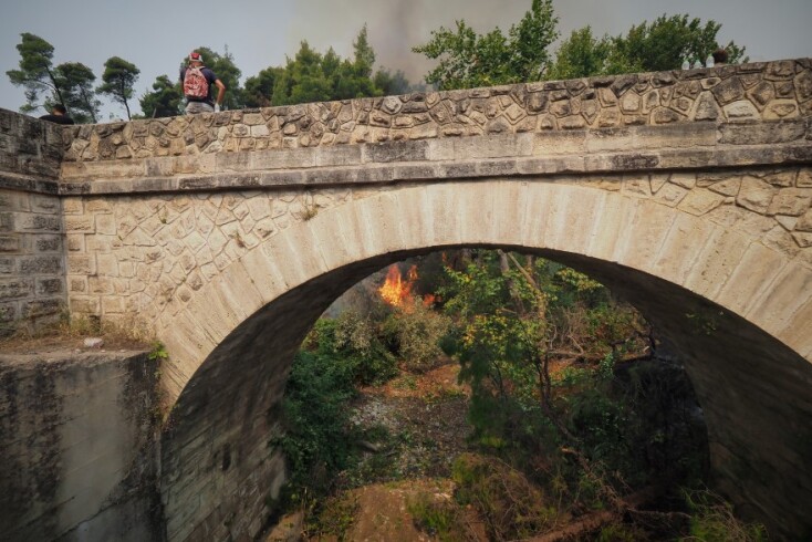 Φωτιά στην Εύβοια © EUROKINISSI