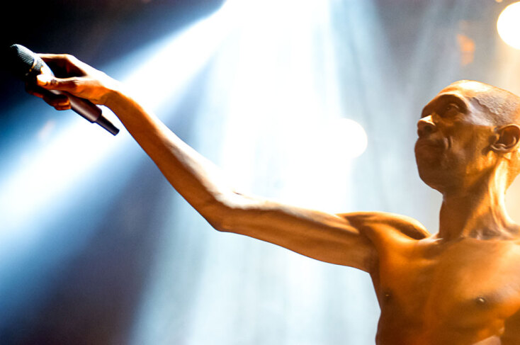 Στιγμιότυπο από τη συναυλία των Faithless στην Αθήνα το 1999