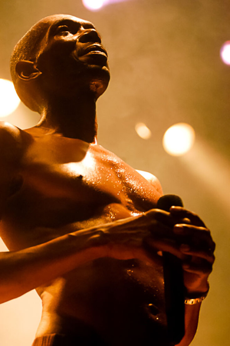 Στιγμιότυπο από τη συναυλία των Faithless στην Αθήνα το 1999