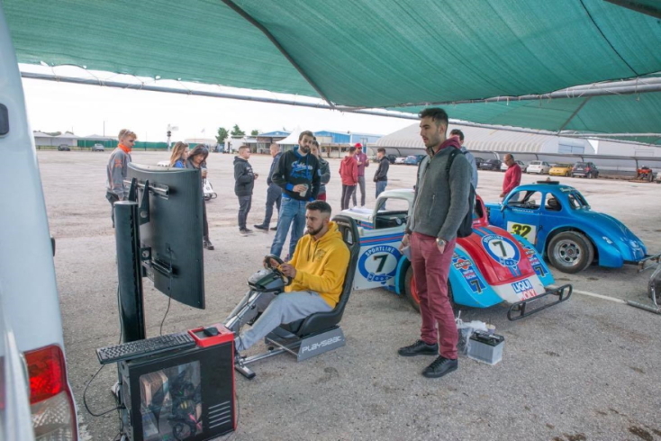 Fanny Flutters Racing Team